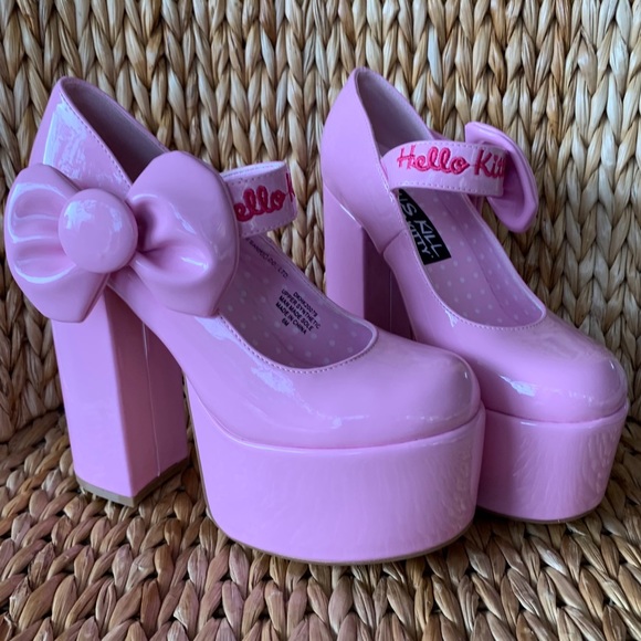 💗Hello Kitty x Dolls Kill💗 Pink Patent Platforms - Picture 14 of 14